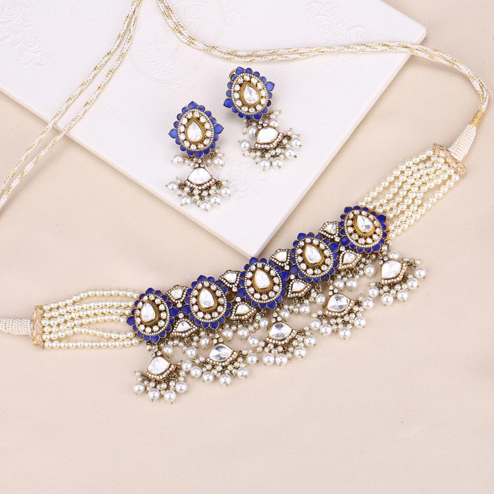 92.5 Silver, Victorian Necklace set studded with Gem Stones and Pearl Beads.