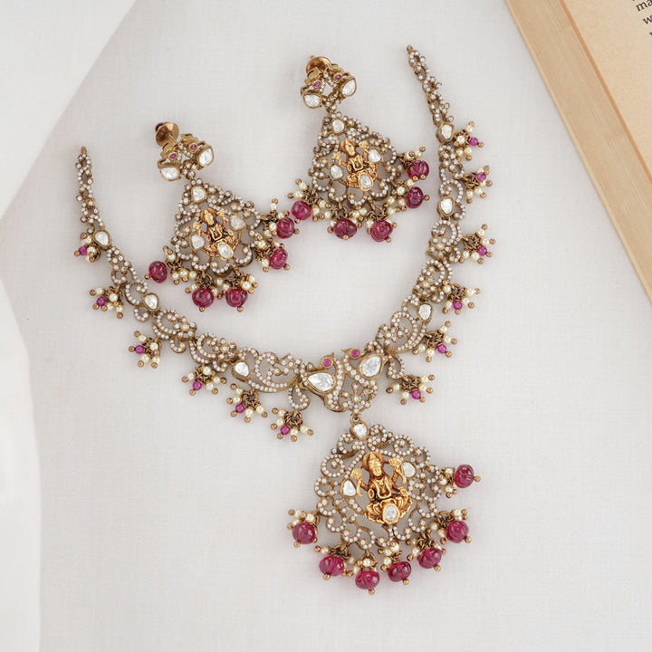 Pure 92.5 Silver Cahaya Victorian Short Necklace Set | SHOBITAM