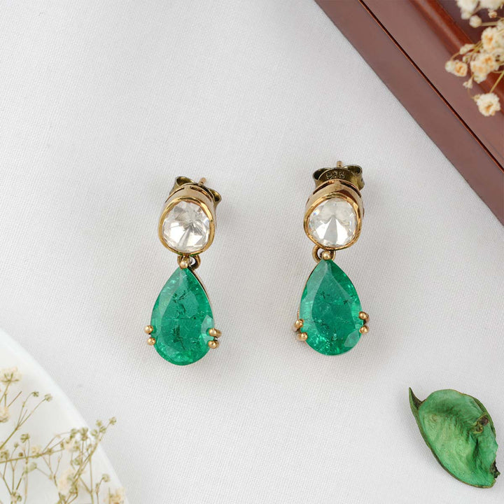 Green and White Drop shade Stone Victorian Finish  necklace and earrings set