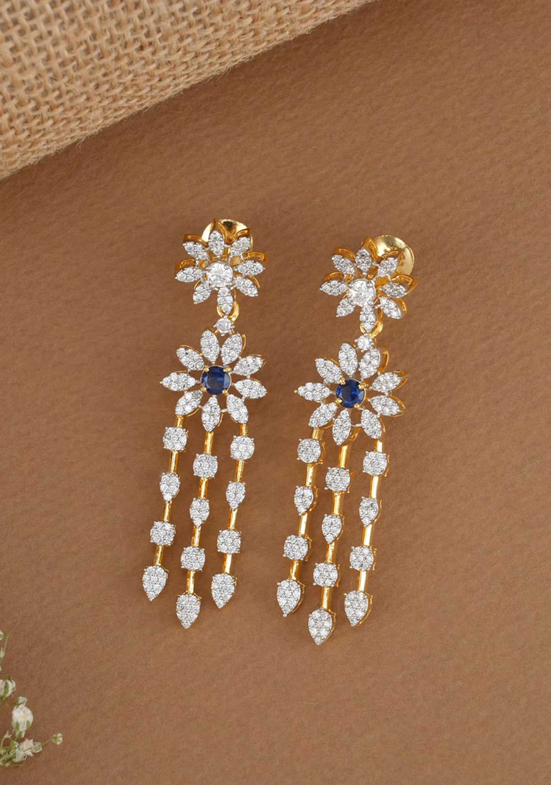 92.5 Silver Blue and White Charming Icicle Stone Studded Necklace Set