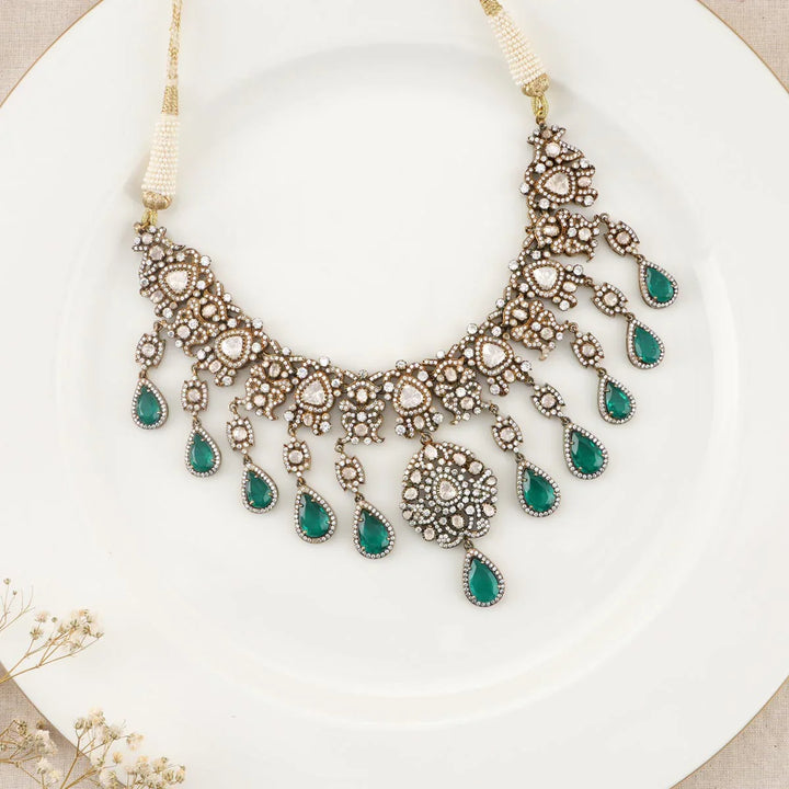 92.5 Nandhitha Victorian Necklace