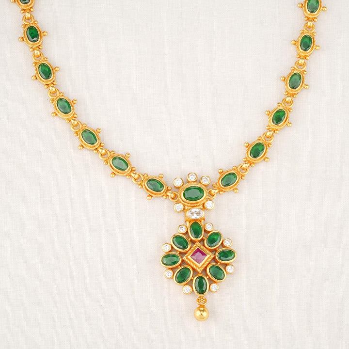 92.5 Silver, Livina Short Necklace with Green Stone