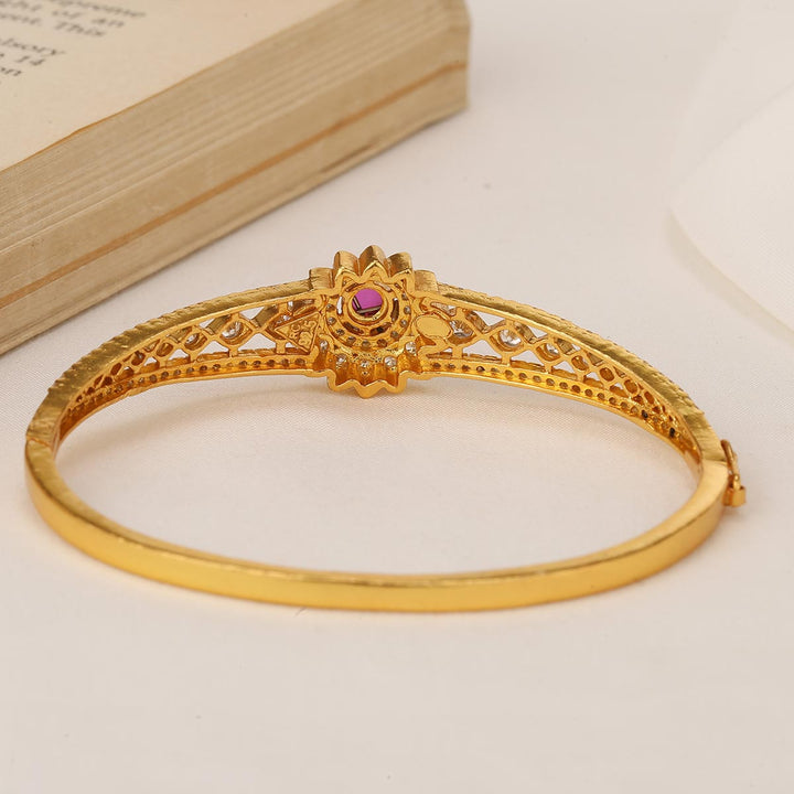 Pure 92.5 Silver, 24kt Gold Plated Ravithra Stone Bracelet | SHOBITAM