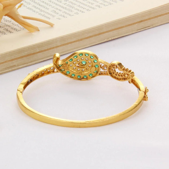 92.5 Silver,24kt gold plated Nidhra Stone Bracelet