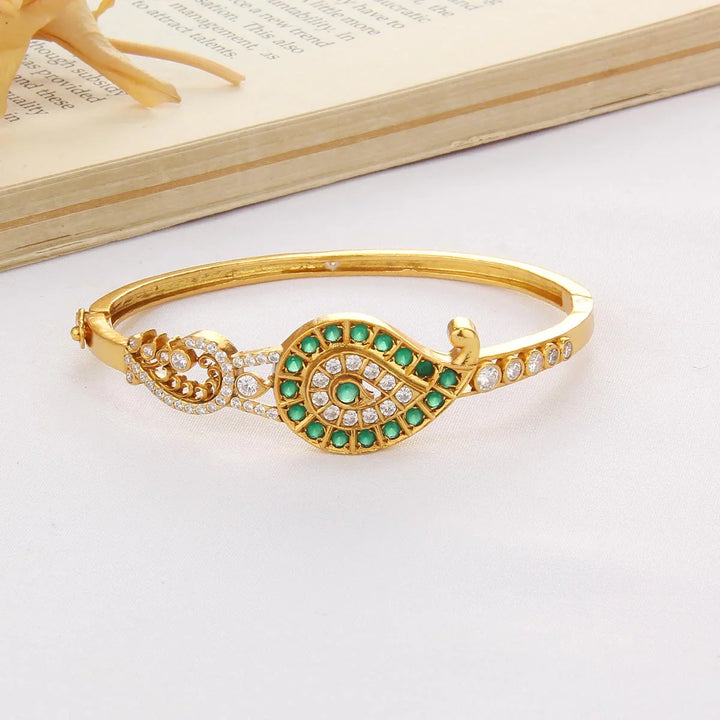 92.5 Silver,24kt gold plated Nidhra Stone Bracelet