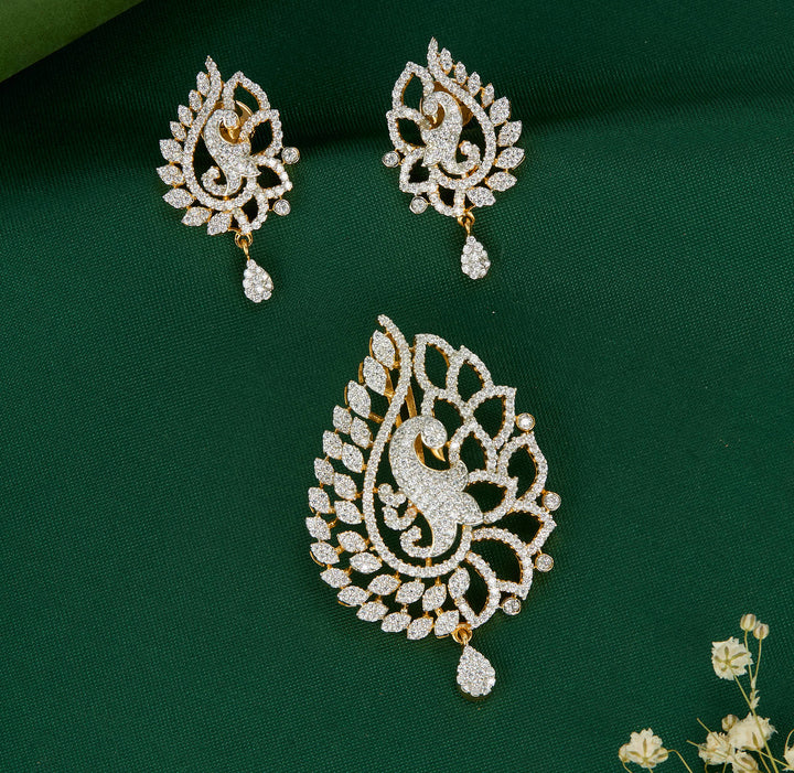 Pure 92.5 Silver Glittering Avikam Pendant Set | SHOBITAM