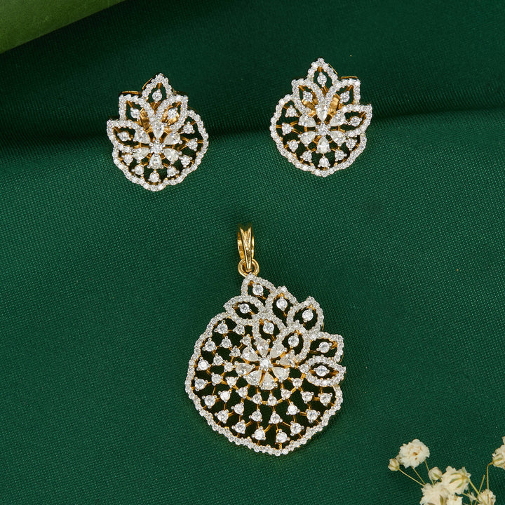 Pure 92.5 Silver Trendy Avikam Pendant Set | SHOBITAM