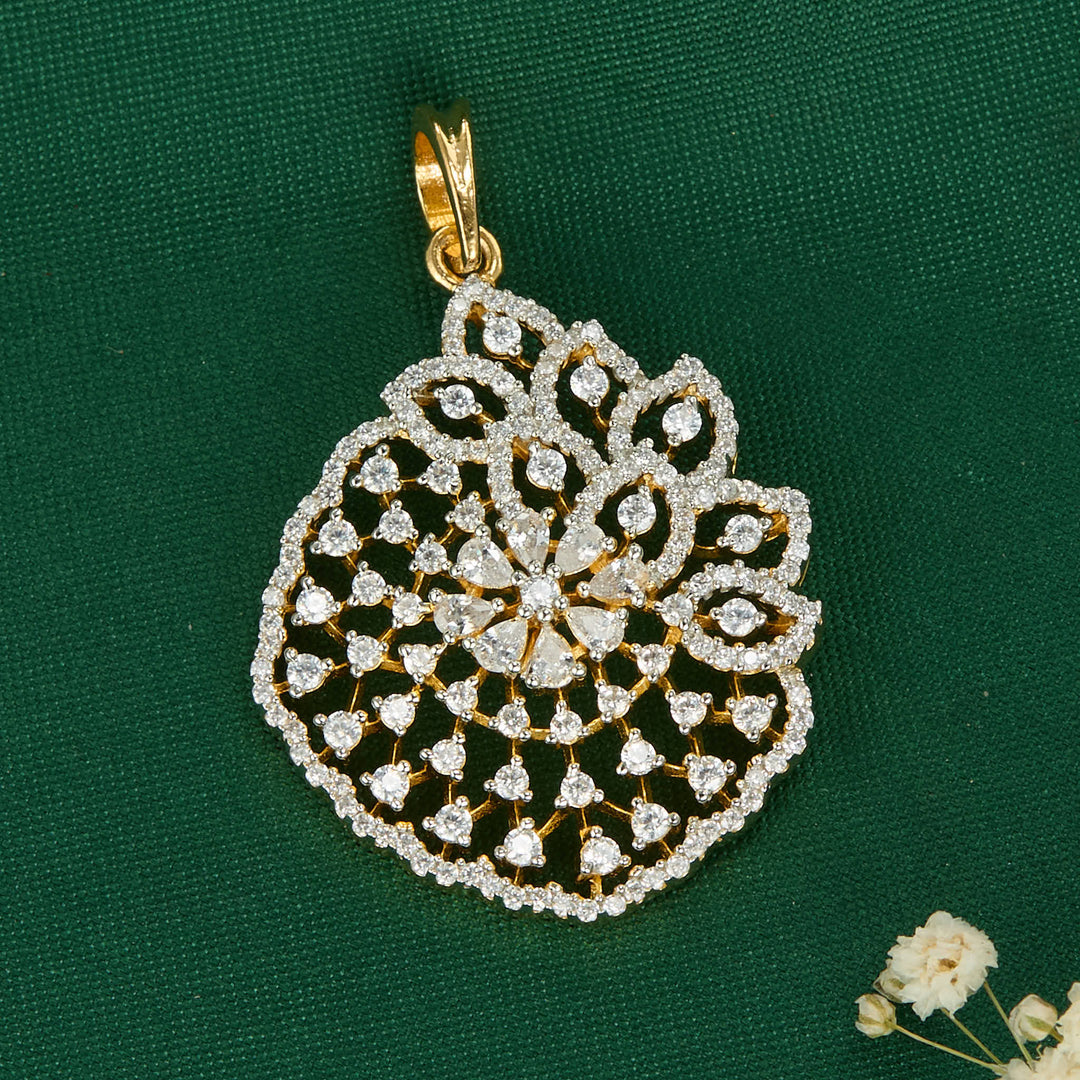 Pure 92.5 Silver Trendy Avikam Pendant Set | SHOBITAM