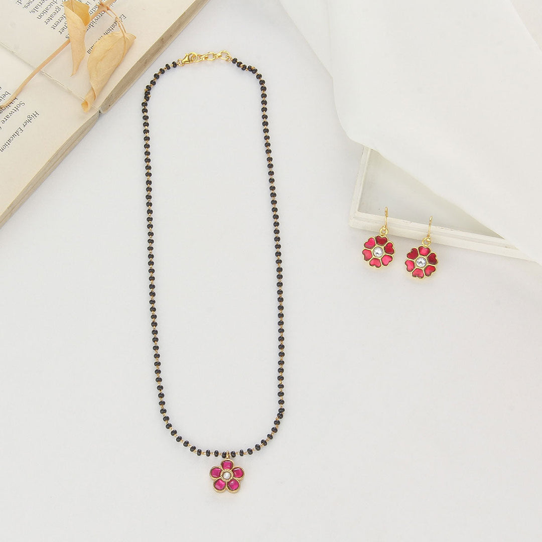 Pure 92.5 Silver, Gold Plated Pretty Kundan Chain Set | SHOBITAM