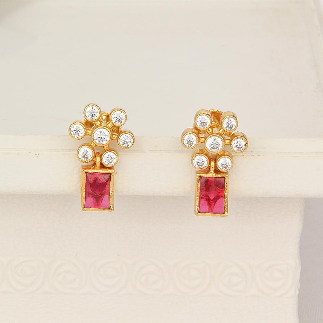 92.5% sterling silver and 24-karat gold plating Frizza Stone Studs | SHOBITAM