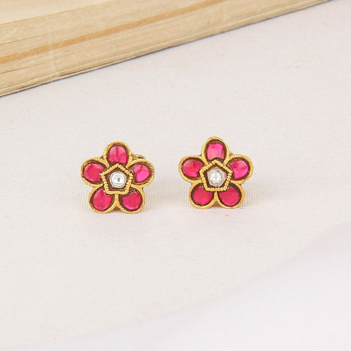 Pure 92.5 Silver, Gold Plated Dazzle Kundan Studs | SHOBITAM