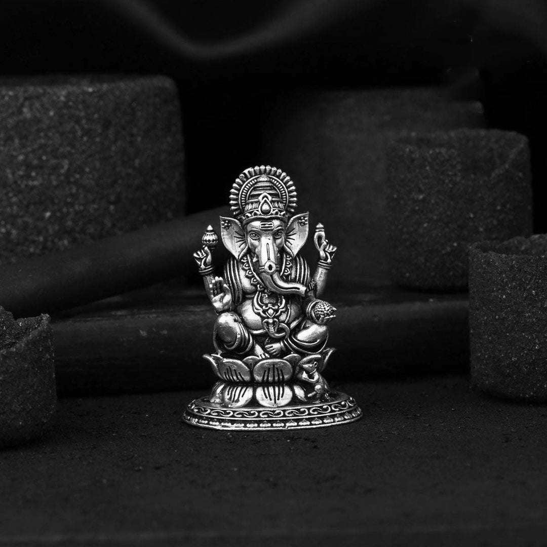 Pure 92.5 Silver Ganesha 2D Idol | SHOBITAM