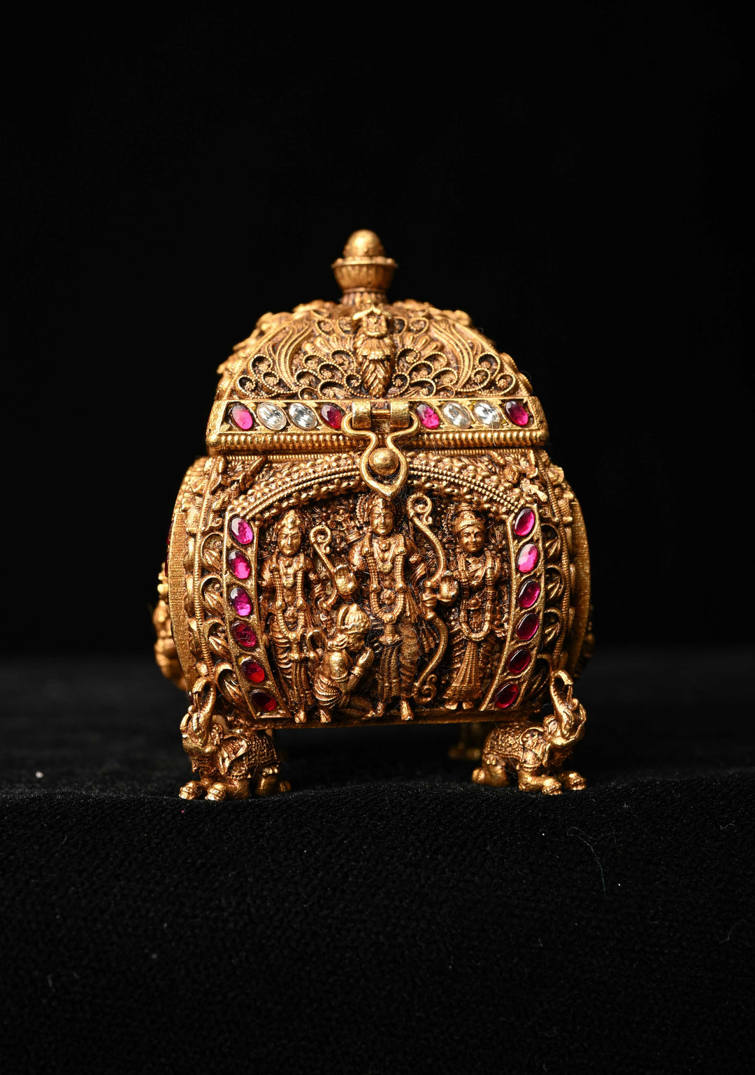 92.5 Pure Silver, 24 kt Gold Plated Luxurious Ram Darbar Carving Kum Kum Box