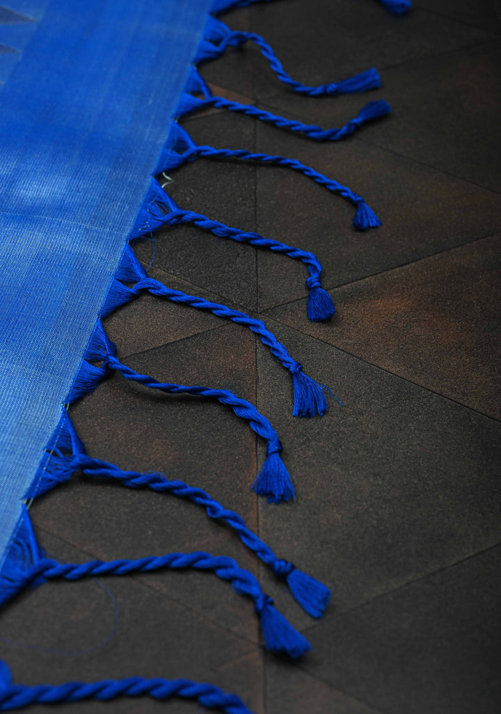 Cyan Horizontal Zari Stripes Kanjivaram Soft Silk Saree With Zari Buttas And Border | SILK MARK CERTIFIED