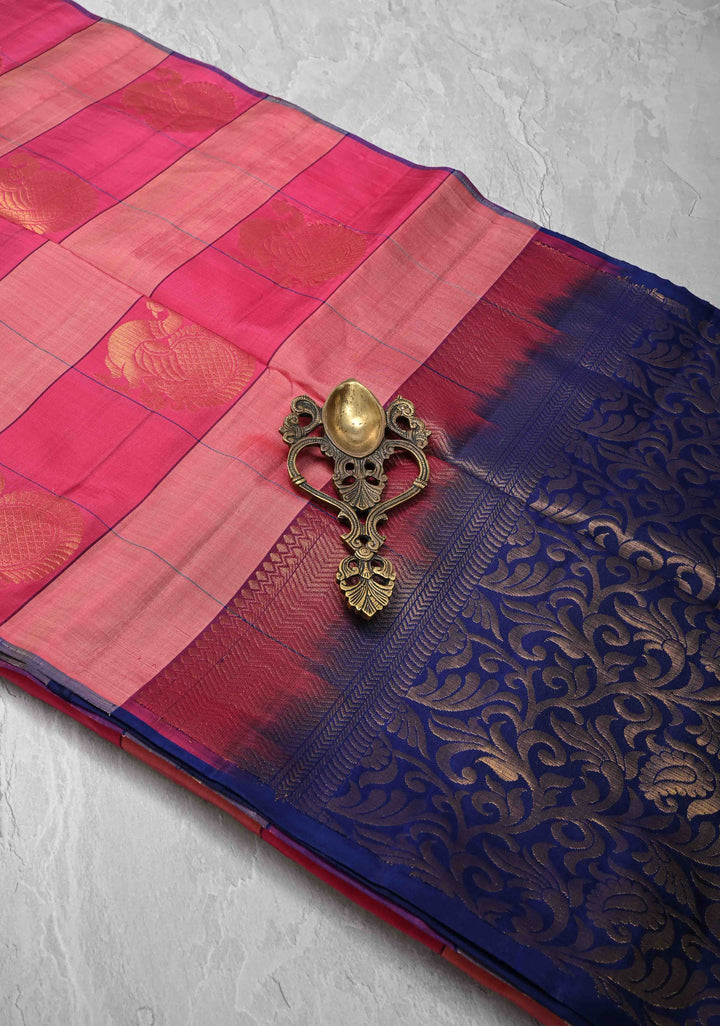 Blush Pink and Pink Borderless Checks Kanjivaram Soft Silk Saree With Peacock Buttas | SILK MARK CERTIFIED