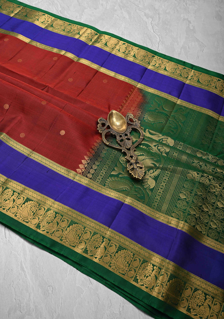 Maroon Kanjivaram Soft Silk Saree with Coin Zari Buttas and Rettaipet Borders Border | SILK MARK CERTIFIED