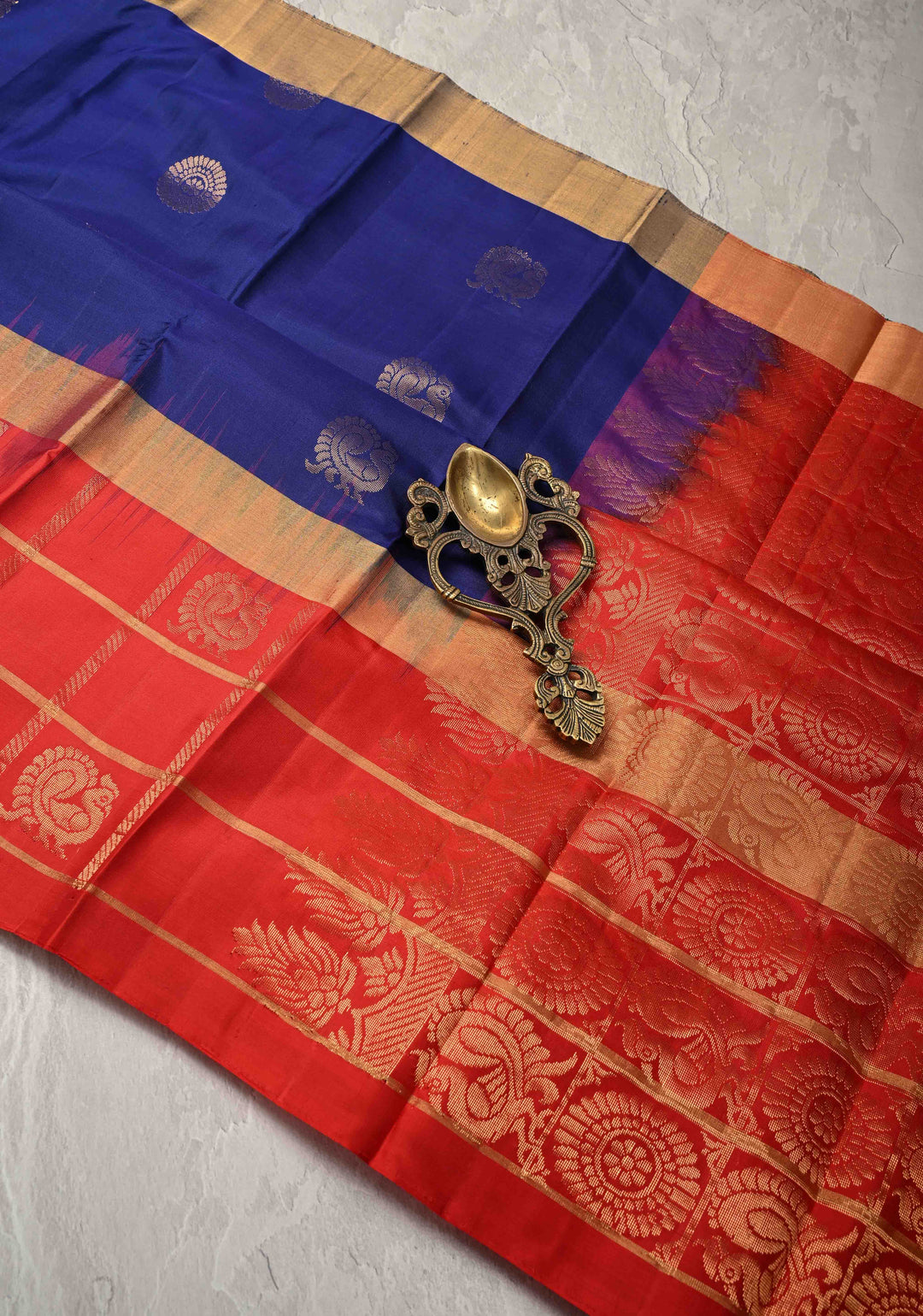 Royal Blue Kanjivaram Soft Silk Saree with Peacock Butta and Contrast checks Zari Border | SILK MARK CERTIFIED