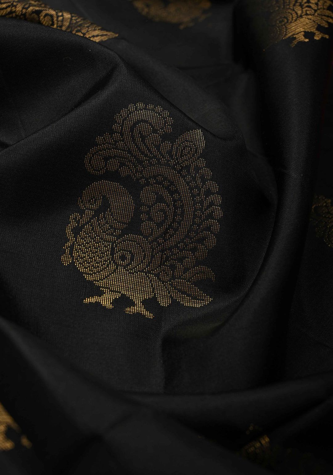 Black Borderless Kanjivaram Soft Silk Saree with Peacock Buttas and Contrast Pallu | SILK MARK CERTIFIED