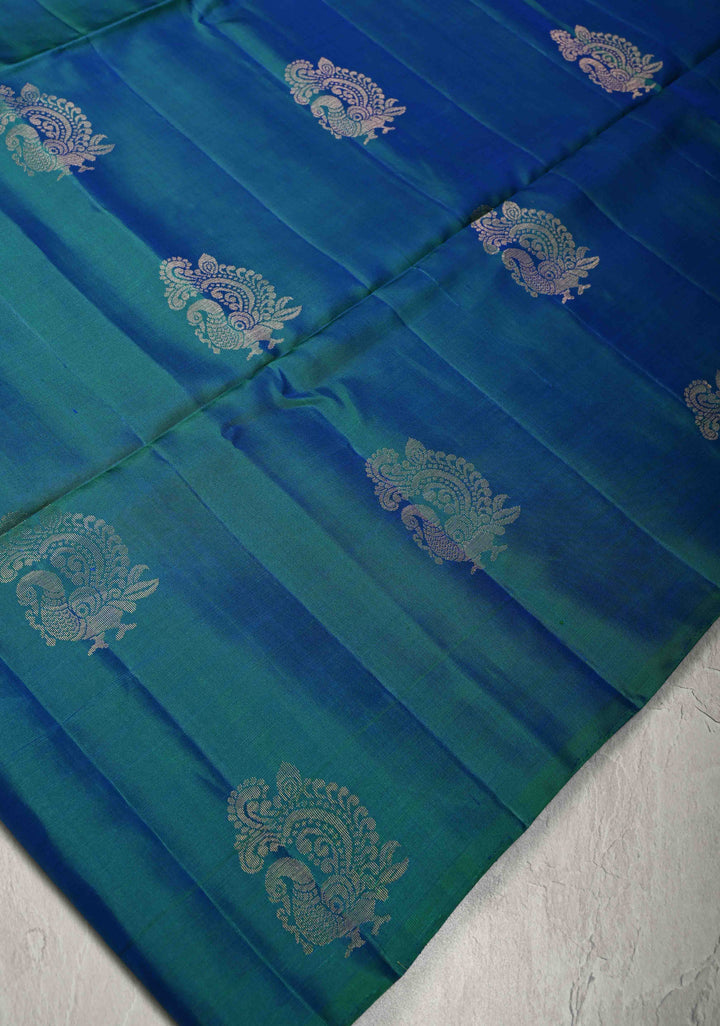 Peacock Blue Dual tone Borderless Kanjivaram Soft Silk Saree with Peacock Motifs  and Contrast Pallu | SILK MARK CERTIFIED