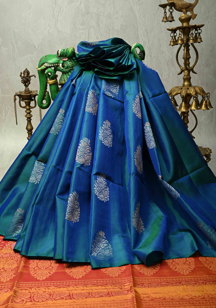 Peacock Blue Dual tone Borderless Kanjivaram Soft Silk Saree with Gold-Silver Buttas and Contrast Pallu | SILK MARK CERTIFIED