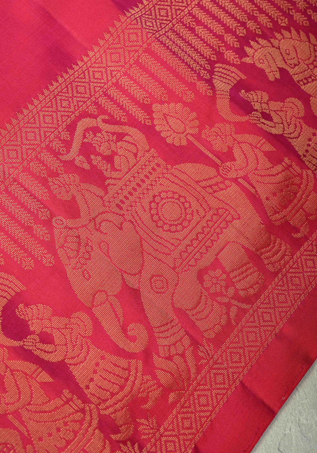 Pink Dual tone  Kanjivaram Soft Silk Saree with Chunri Buttis and Procession Zari Border | SILK MARK CERTIFIED