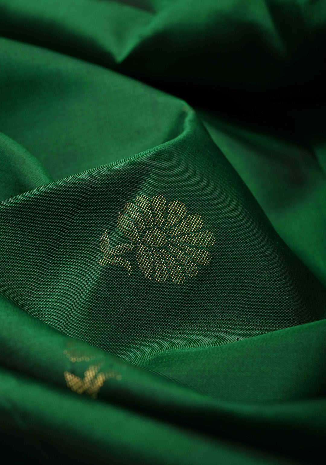 Bottle Green Kanjivaram Soft Silk Saree with Floral Zari Buttas and Temple Zari Border | SILK MARK CERTIFIED