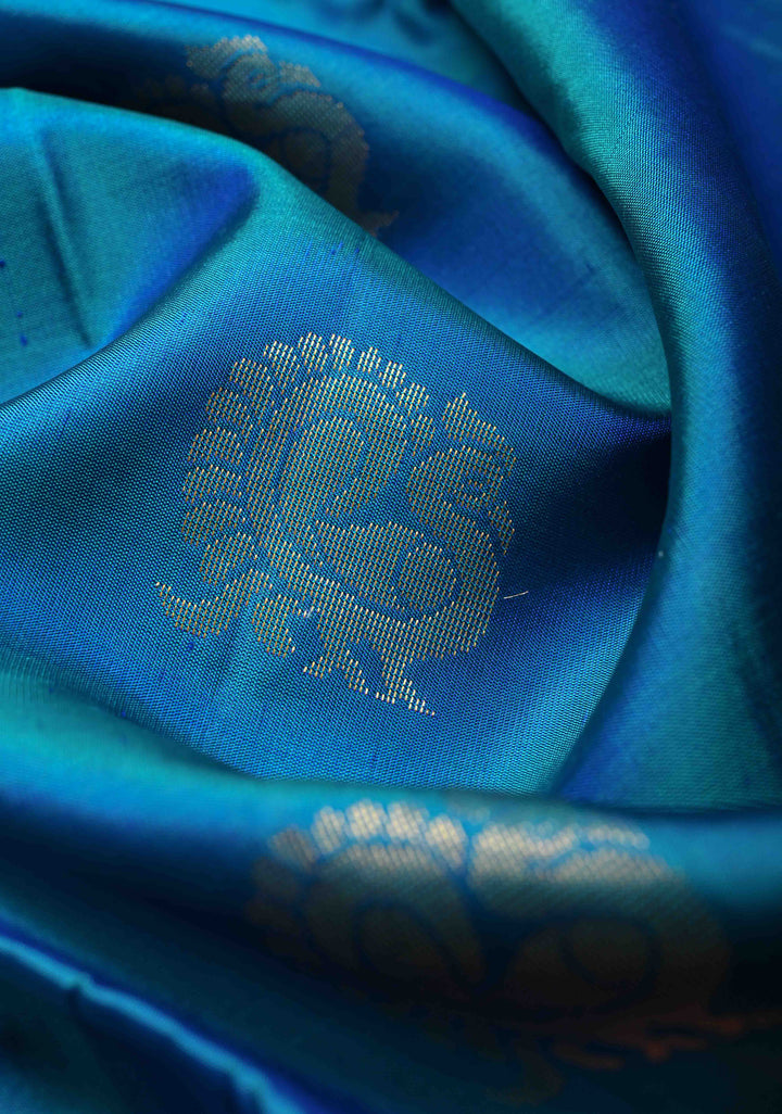 Peacock Blue Dual tone Kanjivaram Soft Silk Saree with Peacock Buttas and Contrast Zari Checks Border | SILK MARK CERTIFIED