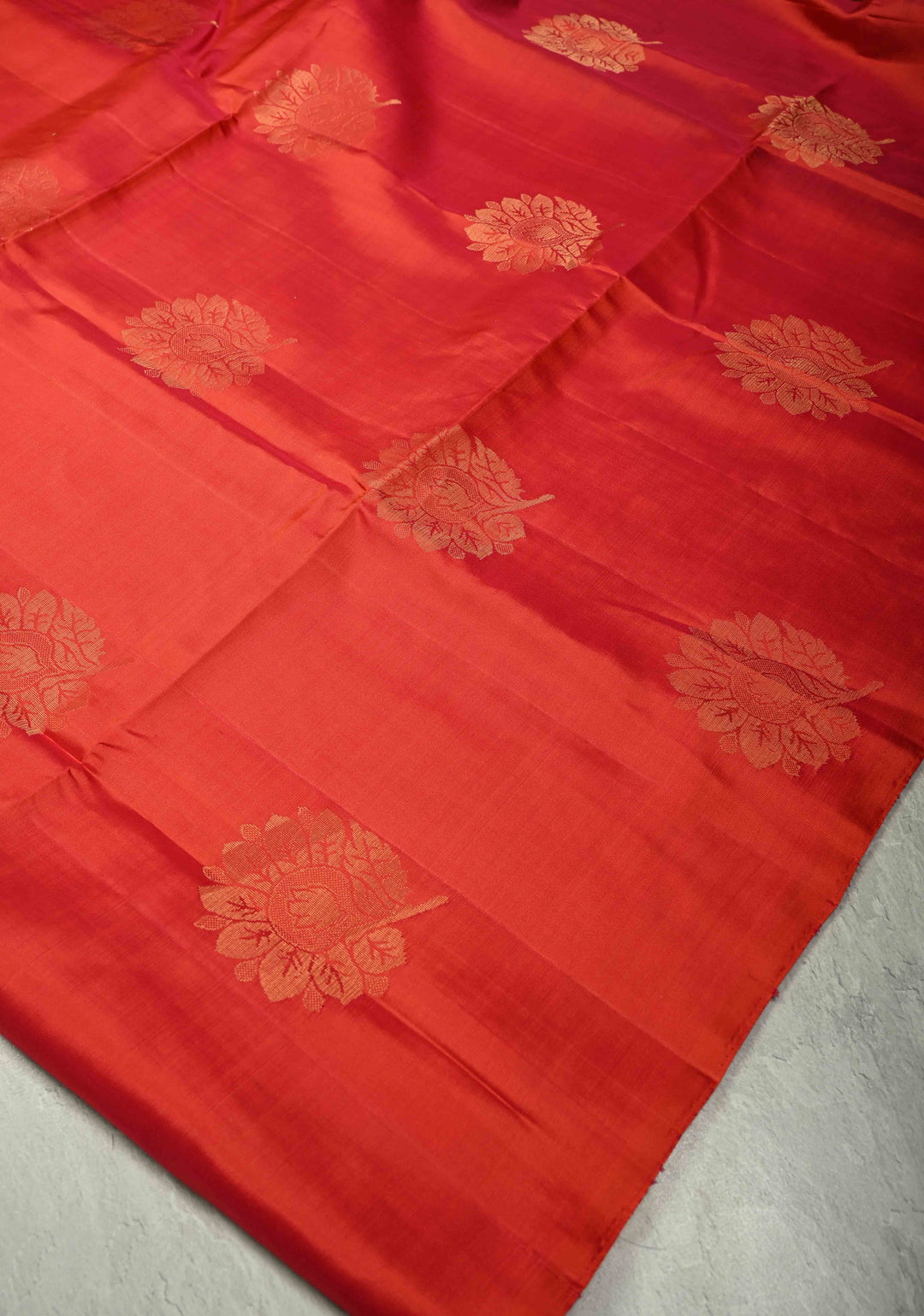Pink Dual Tone Borderless Kanjivaram Soft Silk Saree with Floral Zari Buttas and Contrast Pallu | SILK MARK CERTIFIED