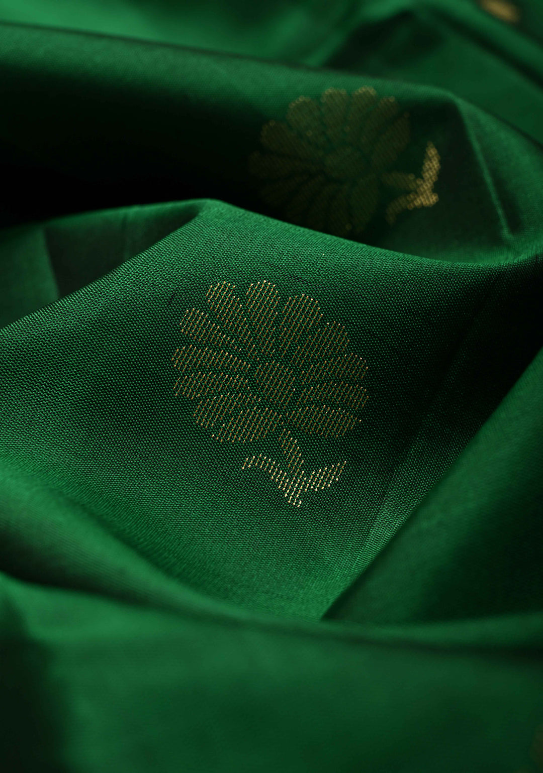 Emerald Green Kanjivaram Soft Silk Saree with Floral Zari Buttas and Temple Zari Border | SILK MARK CERTIFIED