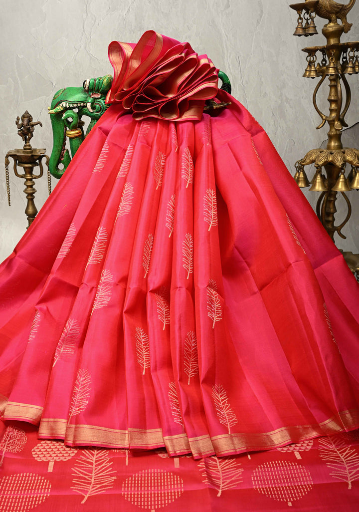 Rani Pink Dual Tone Lightweight Pure Kanjivaram Soft Silk Saree with Tree Motifs and Minimal Zari Border | SILK MARK CERTIFIED