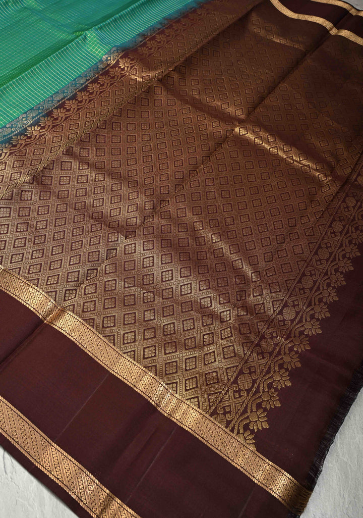 Rama Green Dual tone Podi-Kattam Zari Checks on Pure Kanjivaram Soft Silk Saree with Contrast Coffee Brown Rettiapet Zari Border | SILK MARK CERTIFIED