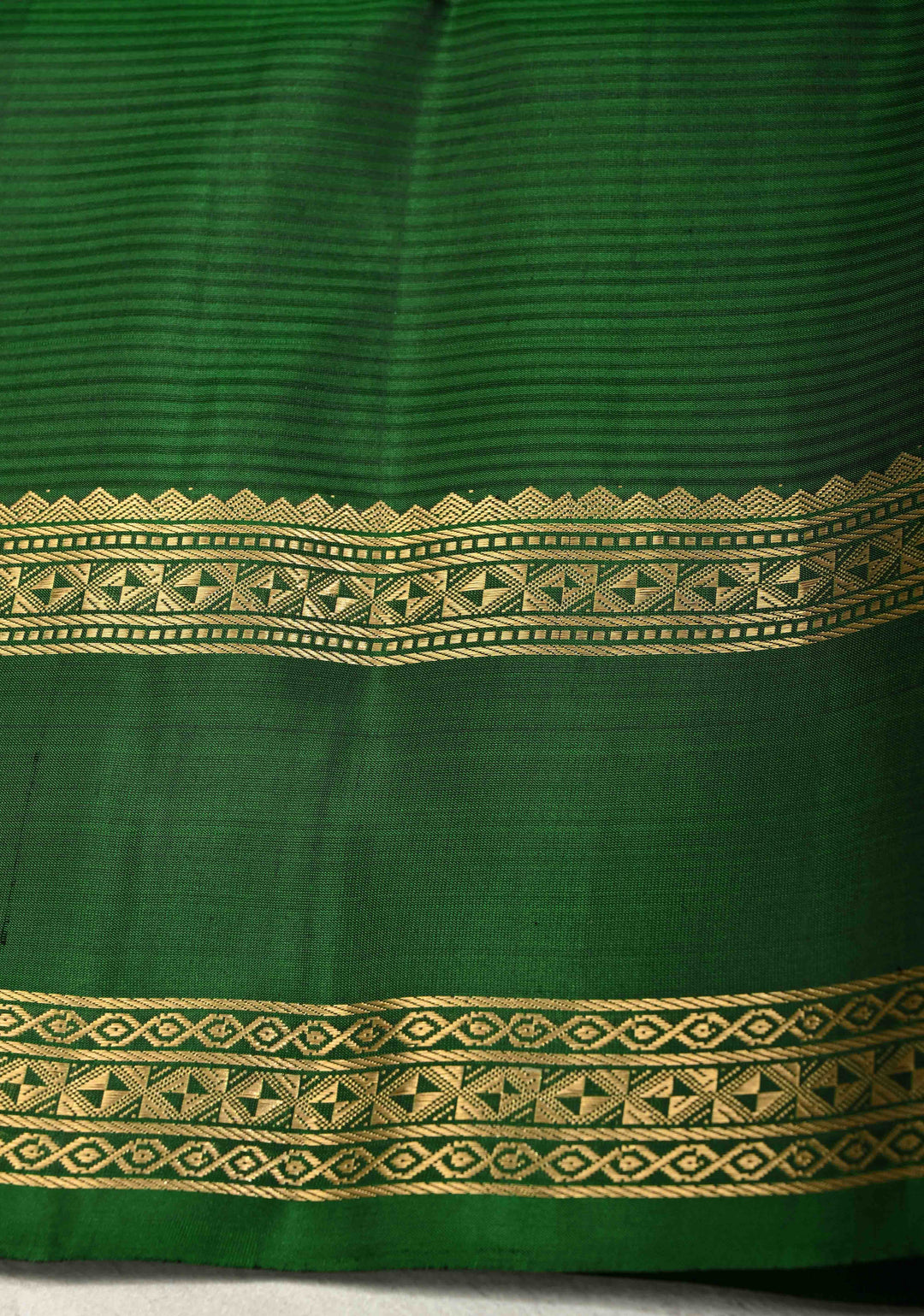 Mango Yellow Lightweight Pure Kanjivaram Soft Silk Saree with Zari Buttas and Contrast Green Rettiapet Zari Border | SILK MARK CERTIFIED