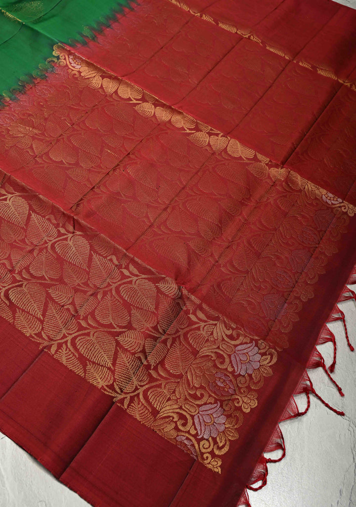 Deep Green Lightweight Pure Kanjivaram Soft Silk Saree with Zari Buttas and Contrast Border | SILK MARK CERTIFIED