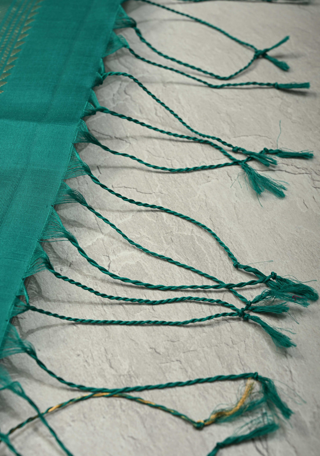Lightweight Peach Pure Kanjivaram Soft Silk Saree with Zari Buttas and Contrast Border | SILK MARK CERTIFIED | SHOBITAM