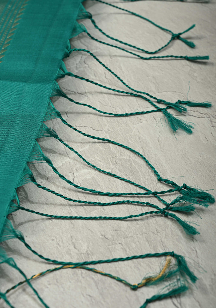 Lightweight Peach Pure Kanjivaram Soft Silk Saree with Zari Buttas and Contrast Border | SILK MARK CERTIFIED | SHOBITAM