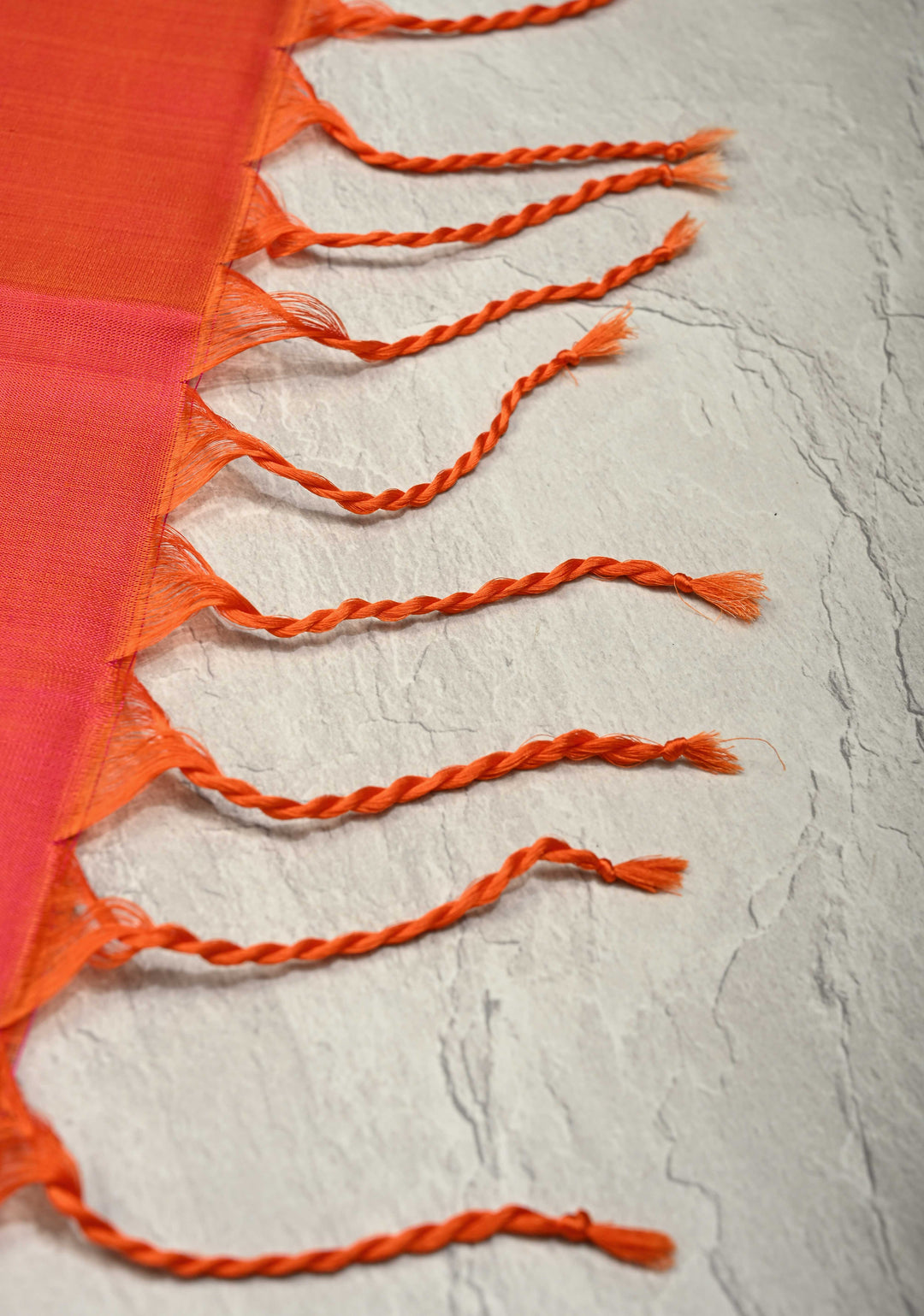 Pink Dual tone Borderless Kanjivaram Soft Silk Saree with Peacock Motifs | SILK MARK CERTIFIED