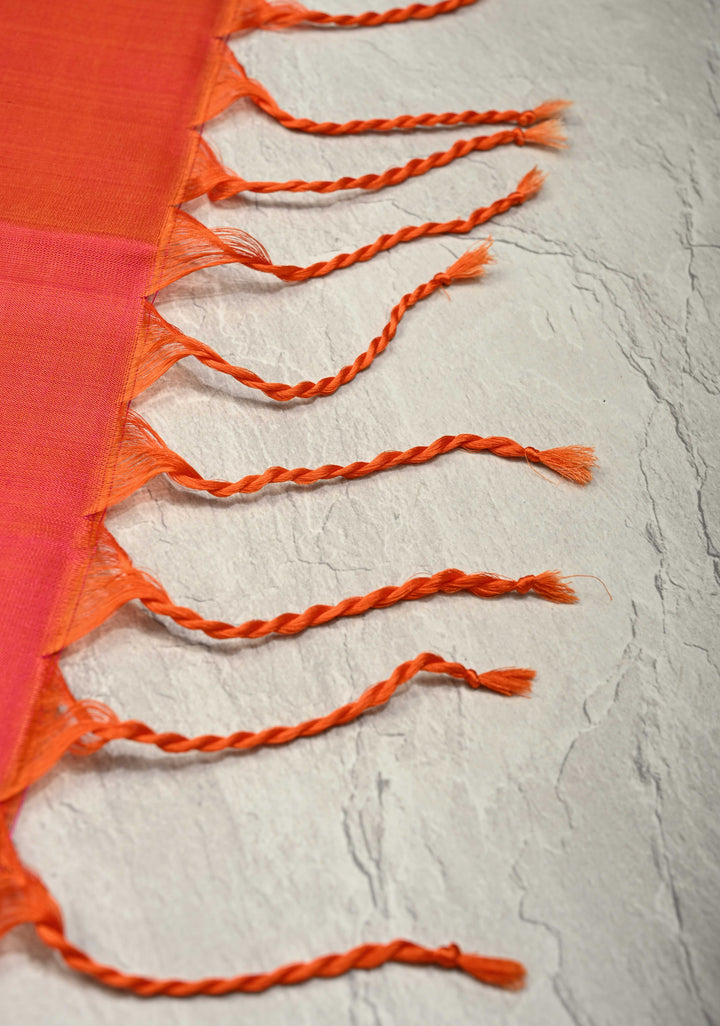 Pink Dual tone Borderless Kanjivaram Soft Silk Saree with Peacock Motifs | SILK MARK CERTIFIED