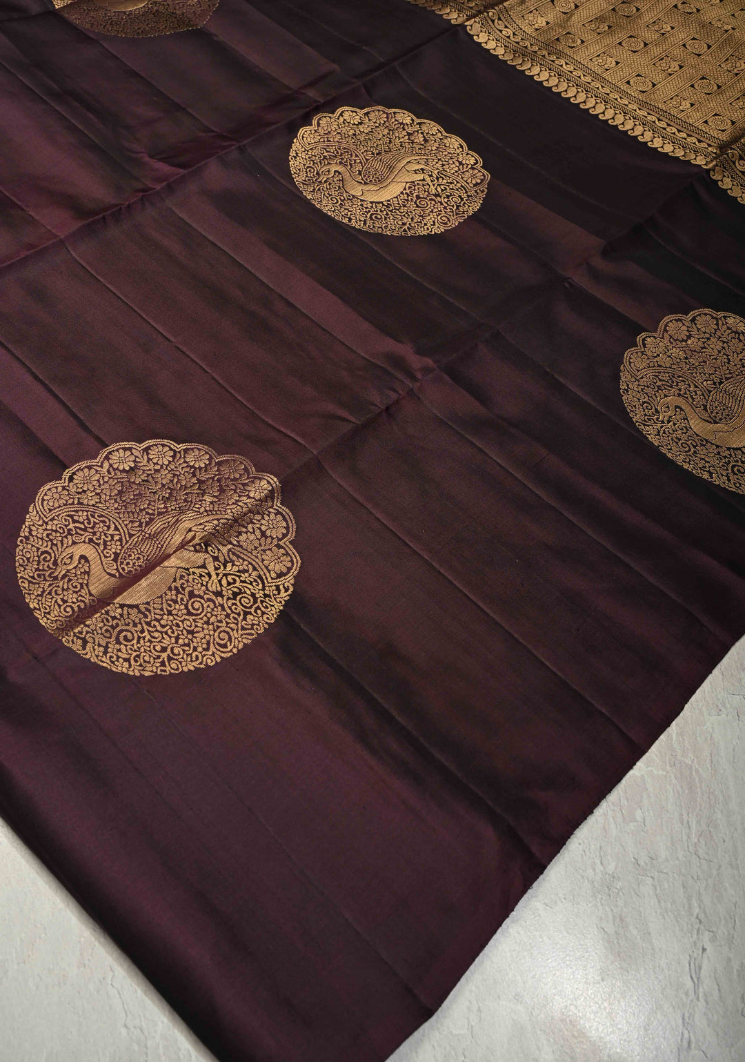 Deep Wine Dual Tone Border less Kanjivaram Soft Silk Saree with Peacock Motifs | SILK MARK CERTIFIED