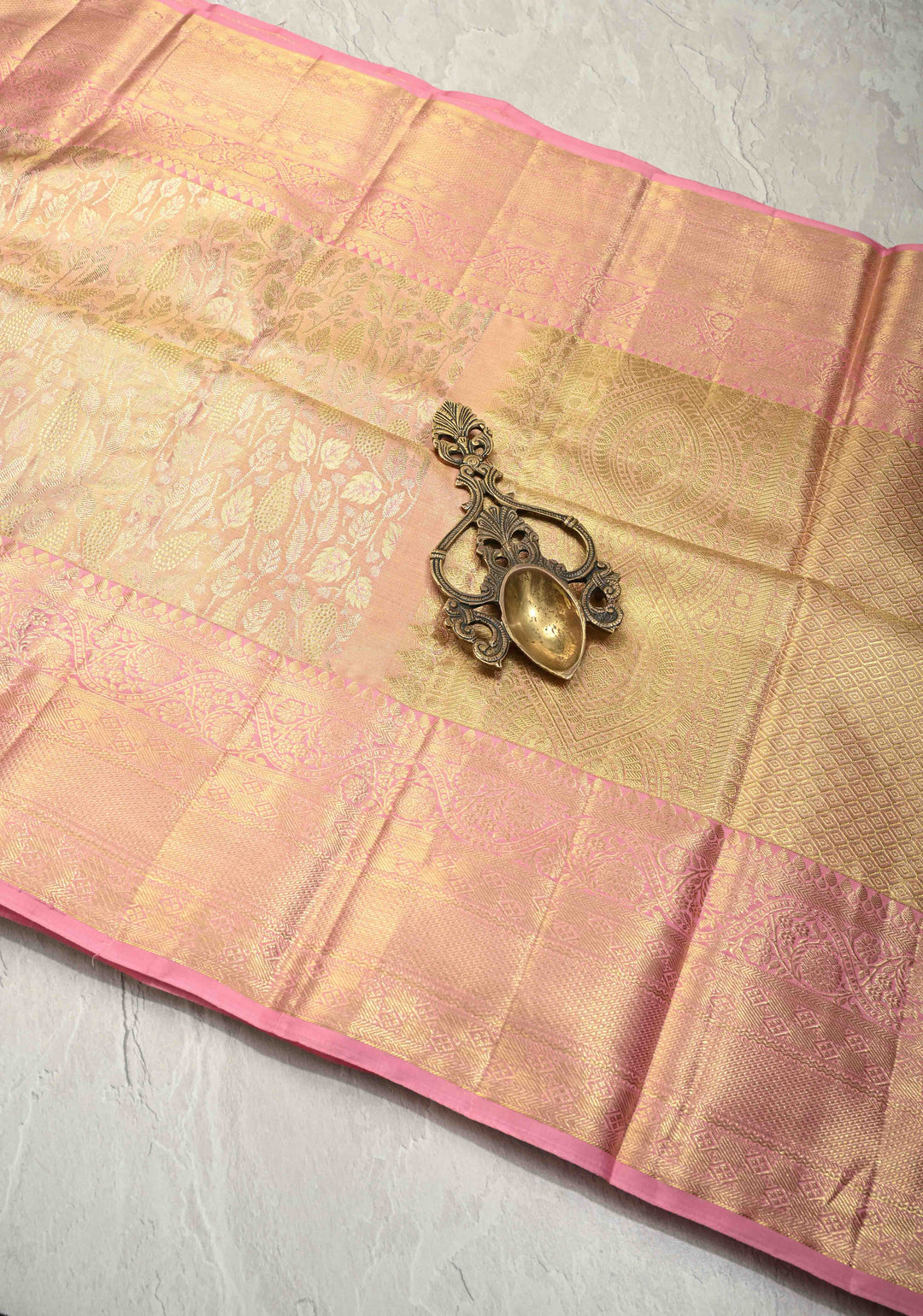 Peach Pink Dual Tone Tissue Kanjivaram Pure Silk Saree with Meenakari  Brocade and Wide Zari Border | SILK MARK CERTIFIED