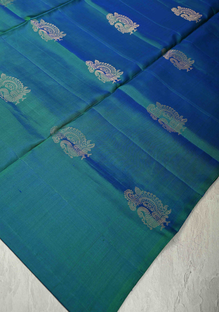 Peacock Blue Dual tone Borderless Kanjivaram Soft Silk Saree with Peacock Buttas and Contrast Pallu | SILK MARK CERTIFIED | SHOBITAM