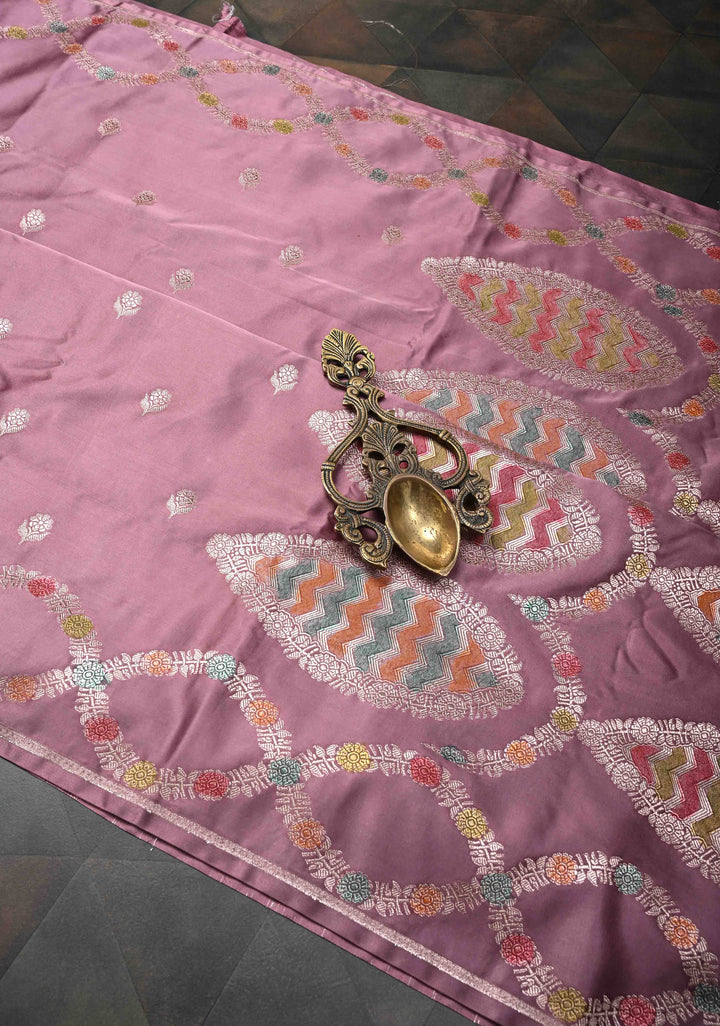 Light Purple Banarasi Semi Mashru Silk Saree with Floral Zari Butta and Hand Brushed Dye On Scallop Border