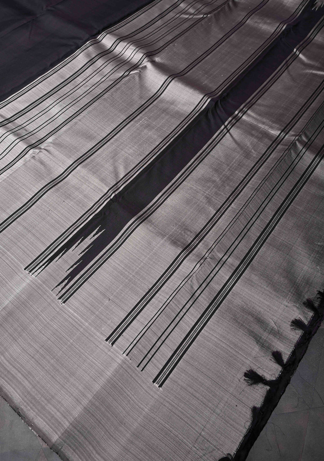 Gray and Black 2 side Rising temple border on Pure Kanjivaram Silk Saree | SILK MARK CERTIFIED