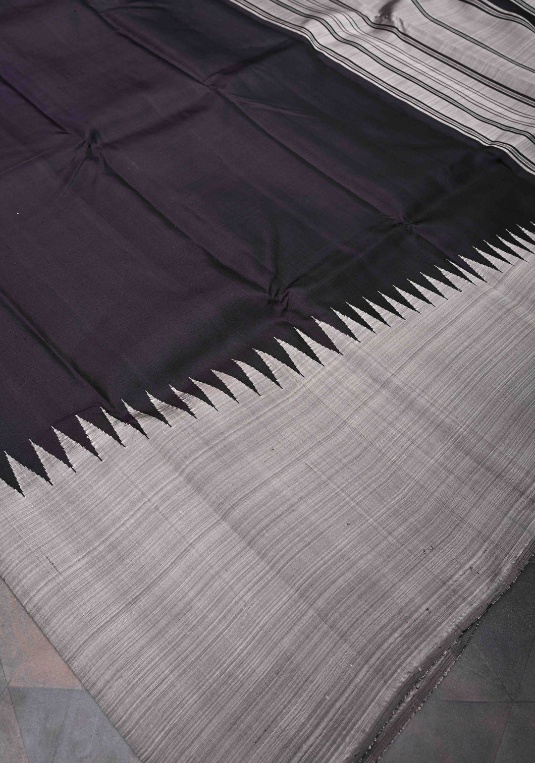 Gray and Black 2 side Rising temple border on Pure Kanjivaram Silk Saree | SILK MARK CERTIFIED
