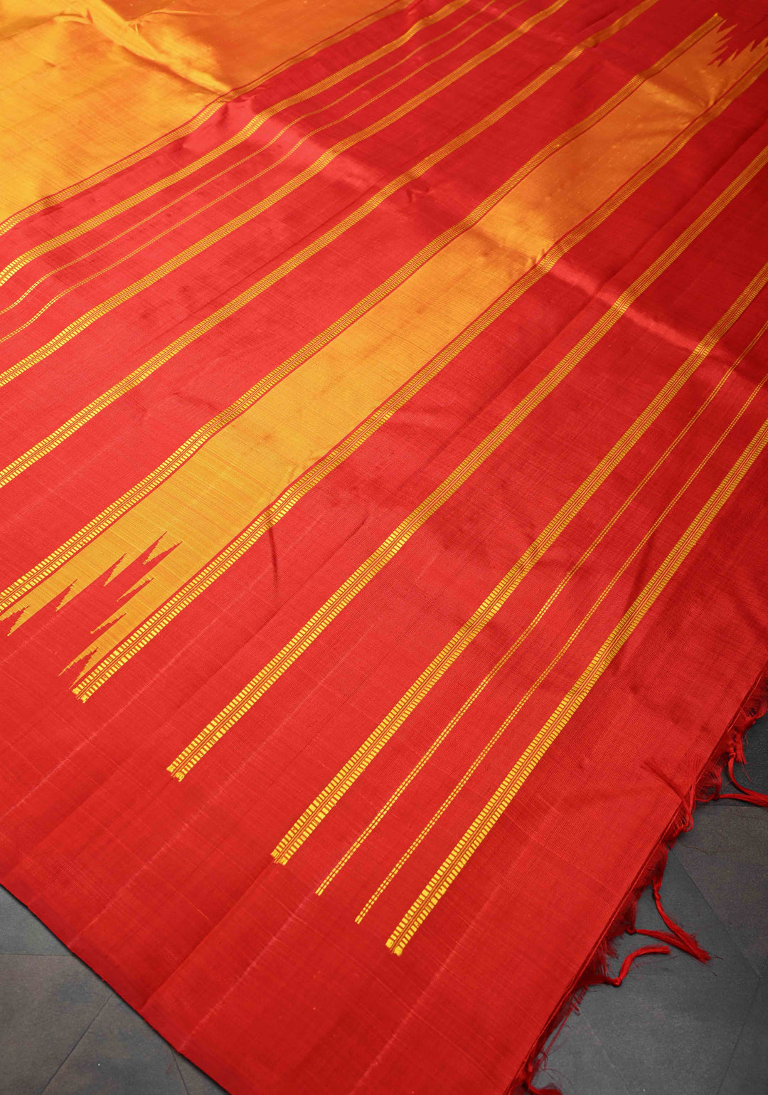 Orange Dual tone pure Kanjivaram Silk Saree with Zariless Temple Border | SILK MARK CERTIFIED