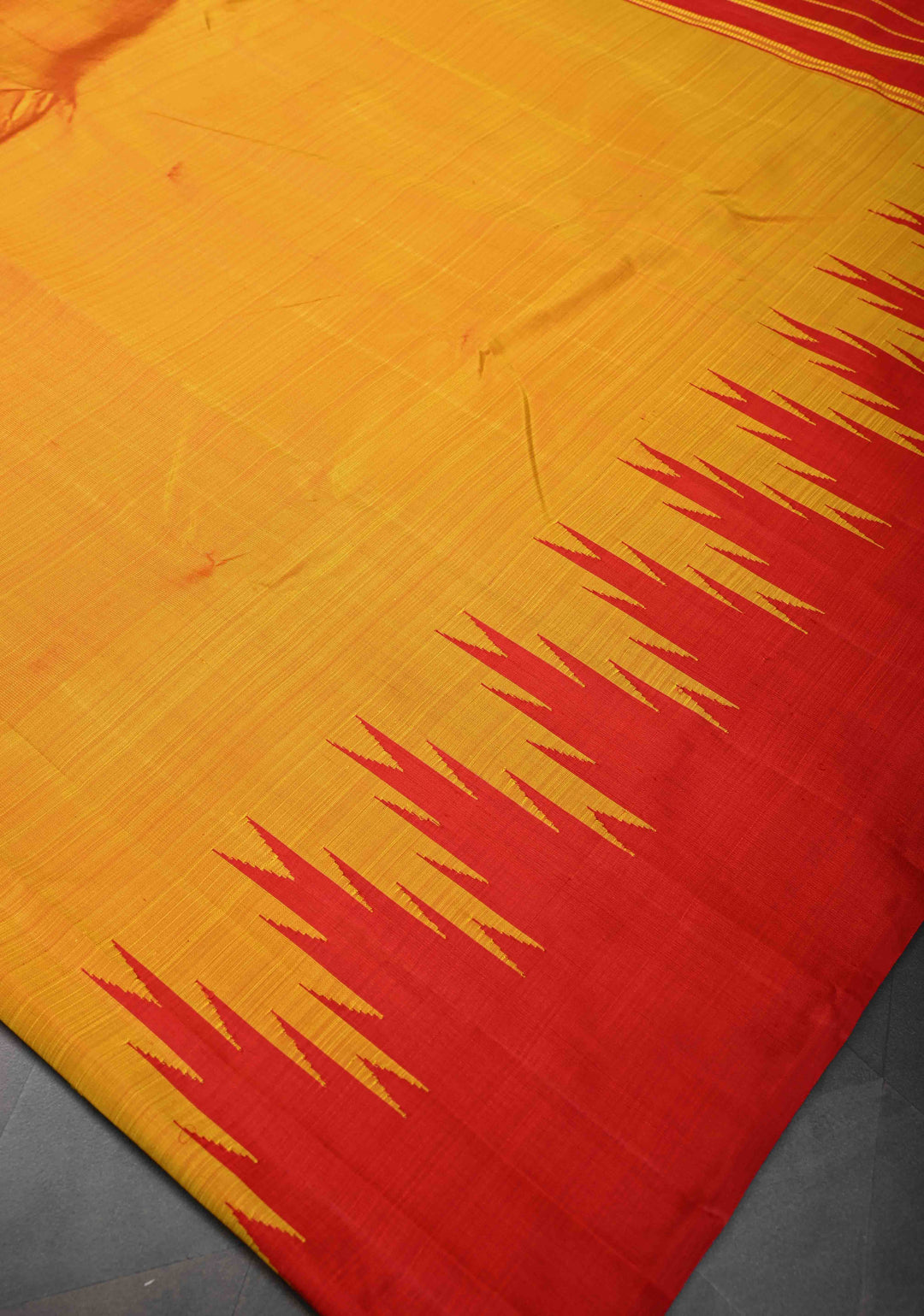 Orange Dual tone pure Kanjivaram Silk Saree with Zariless Temple Border | SILK MARK CERTIFIED