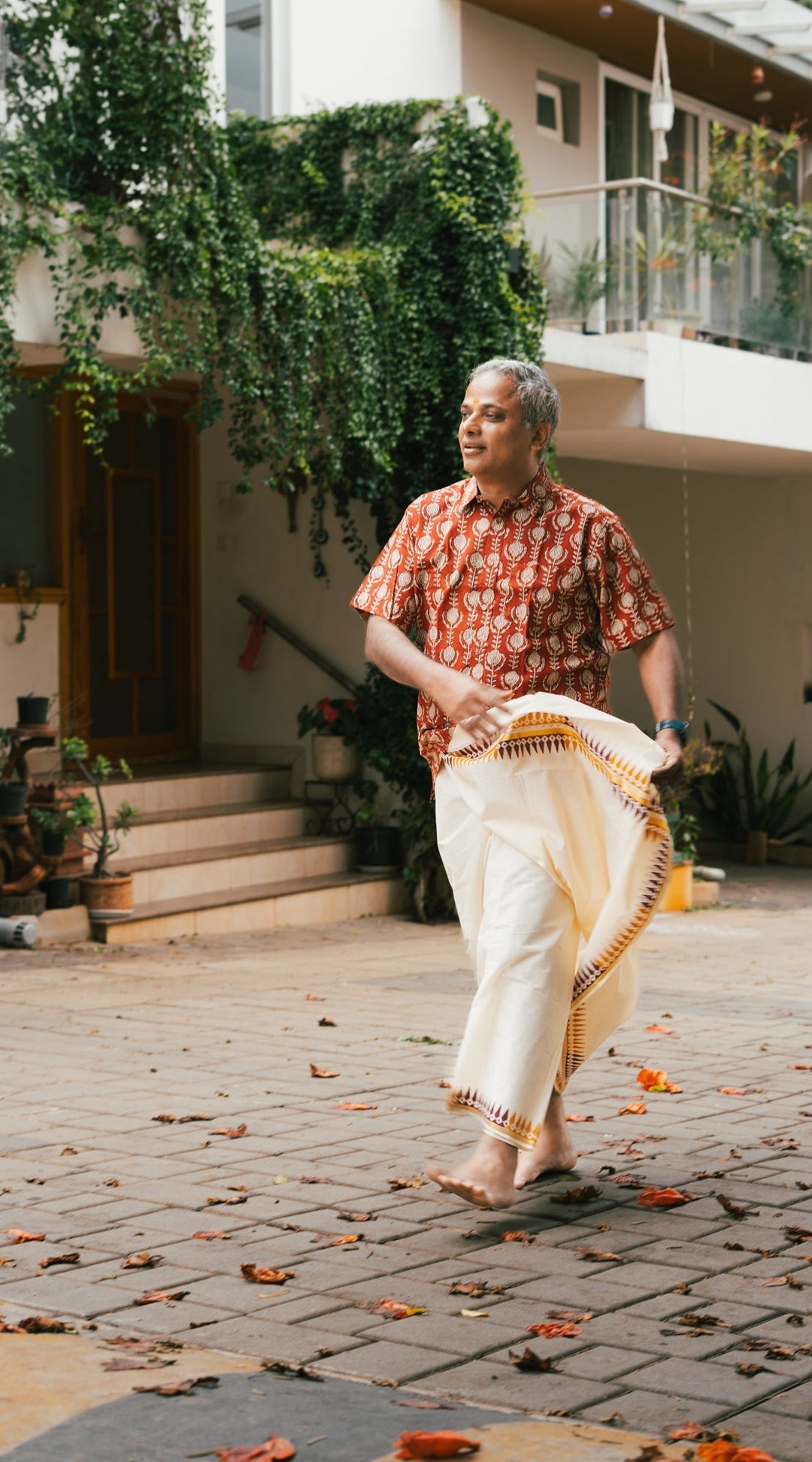 Onam Cotton Handblock Printed Mens Dhoti Taamara | SHOBITAM