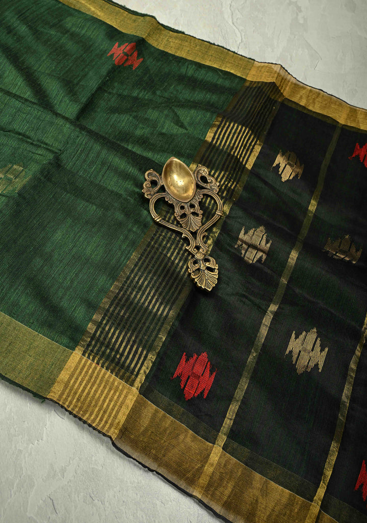 Green Gold Handloom Matka Silk Jamdani Saree with blouse Piece