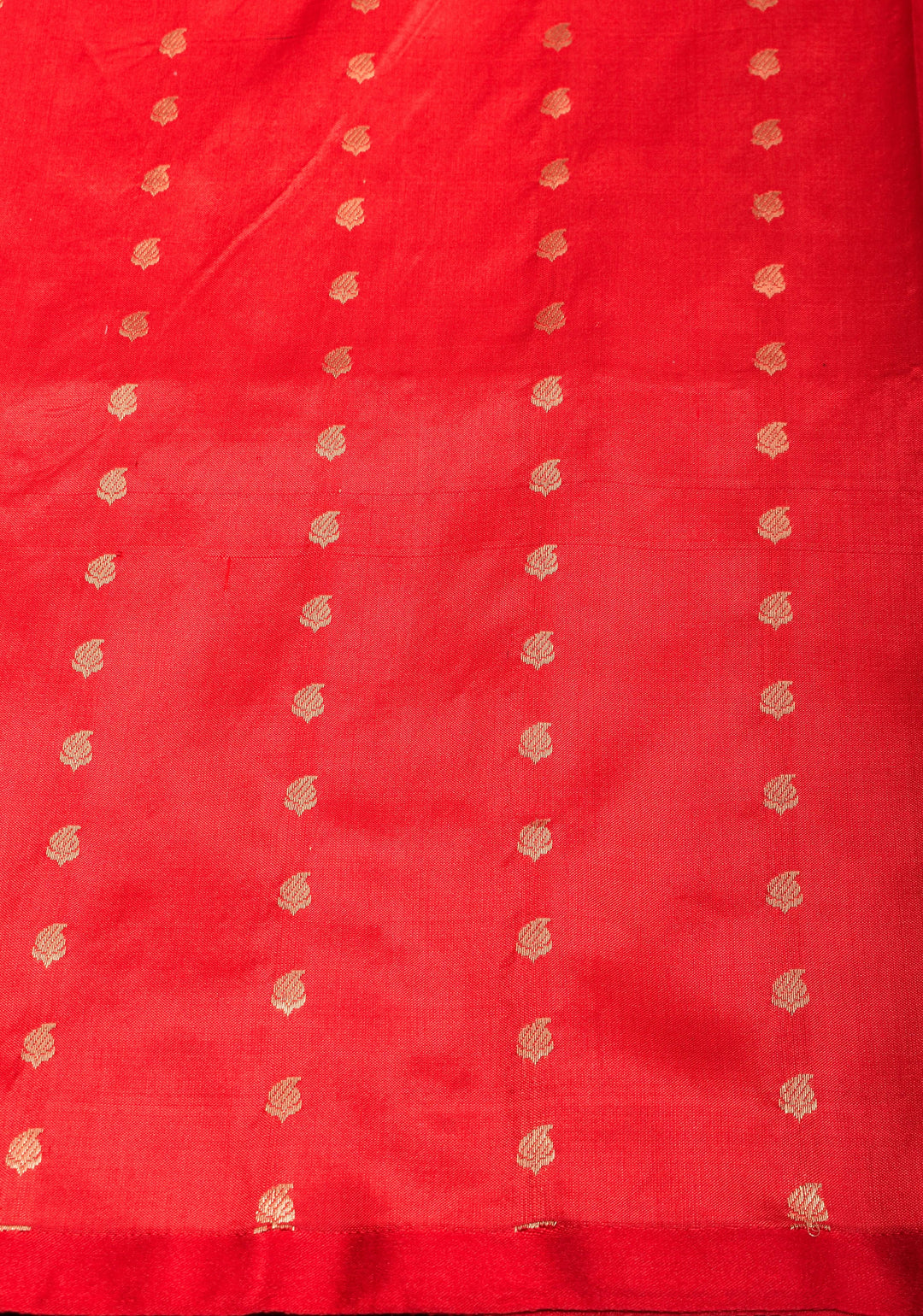 Prussian Blue Borderless Banarasi Katan Silk Saree with Meenakarai Buttas and Butti Blouse PIece | SILK MARK CERTIFIED