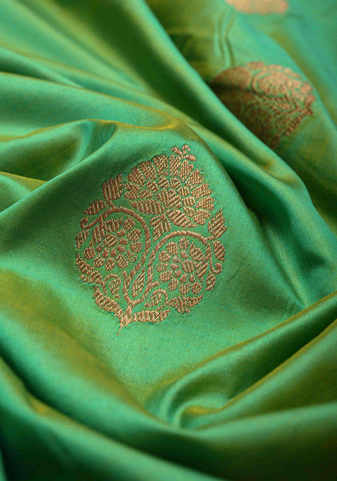 Green Dual tone Katan Silk Handloom Saree with Zari Buttas and Contrast Zari Border | SILK MARK CERTIFIED