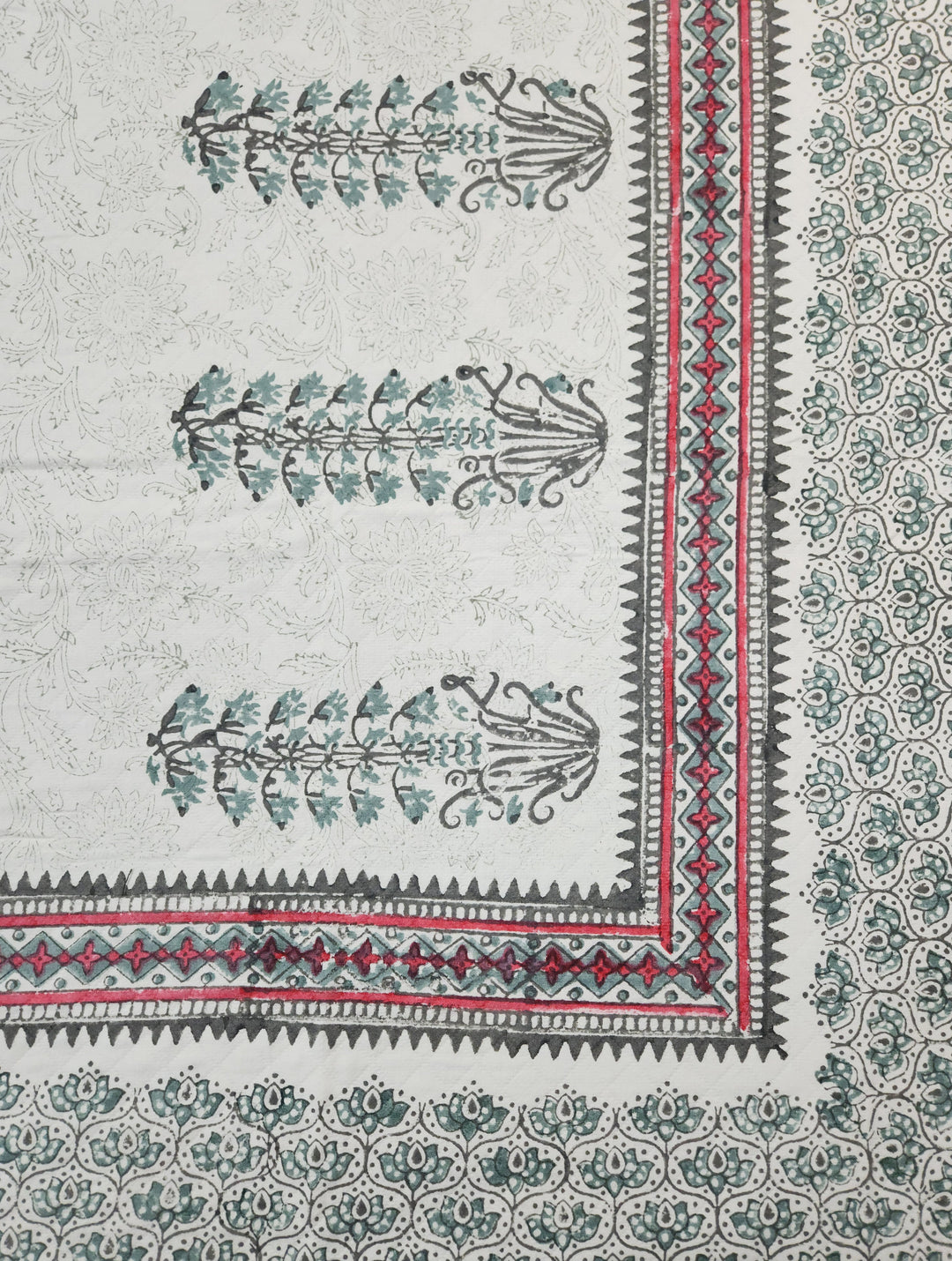 Off White & Pink Matelassé Cotton Jacquard Hand Block Printed King Bedcover with 2 Pillow Covers